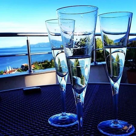 Apartament Kvarner *